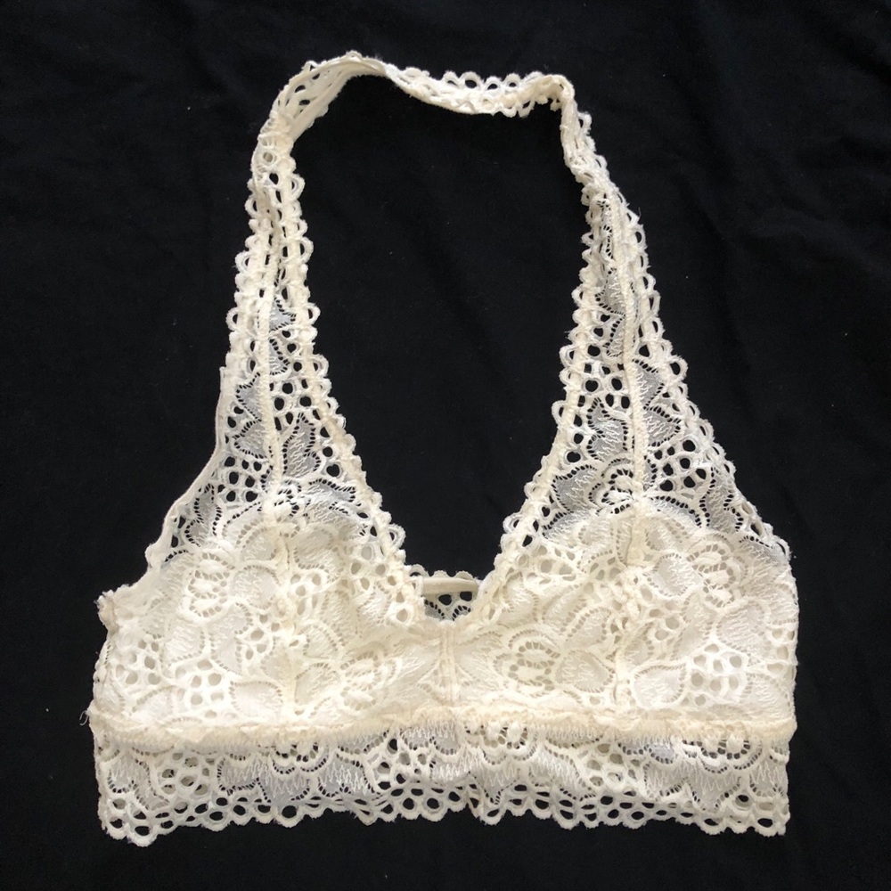 White lace bralette